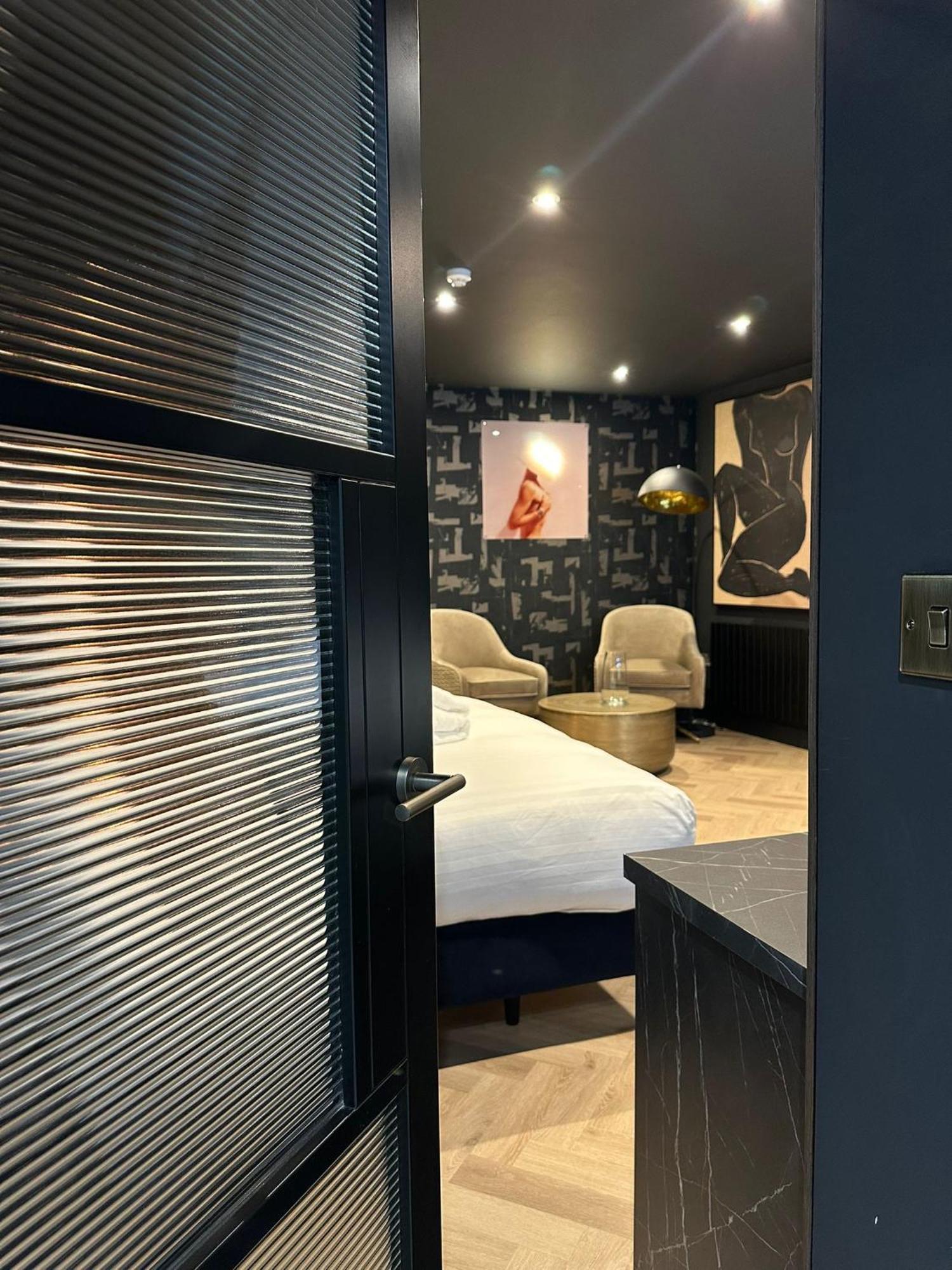 Secret Suites Lancaster Buitenkant foto