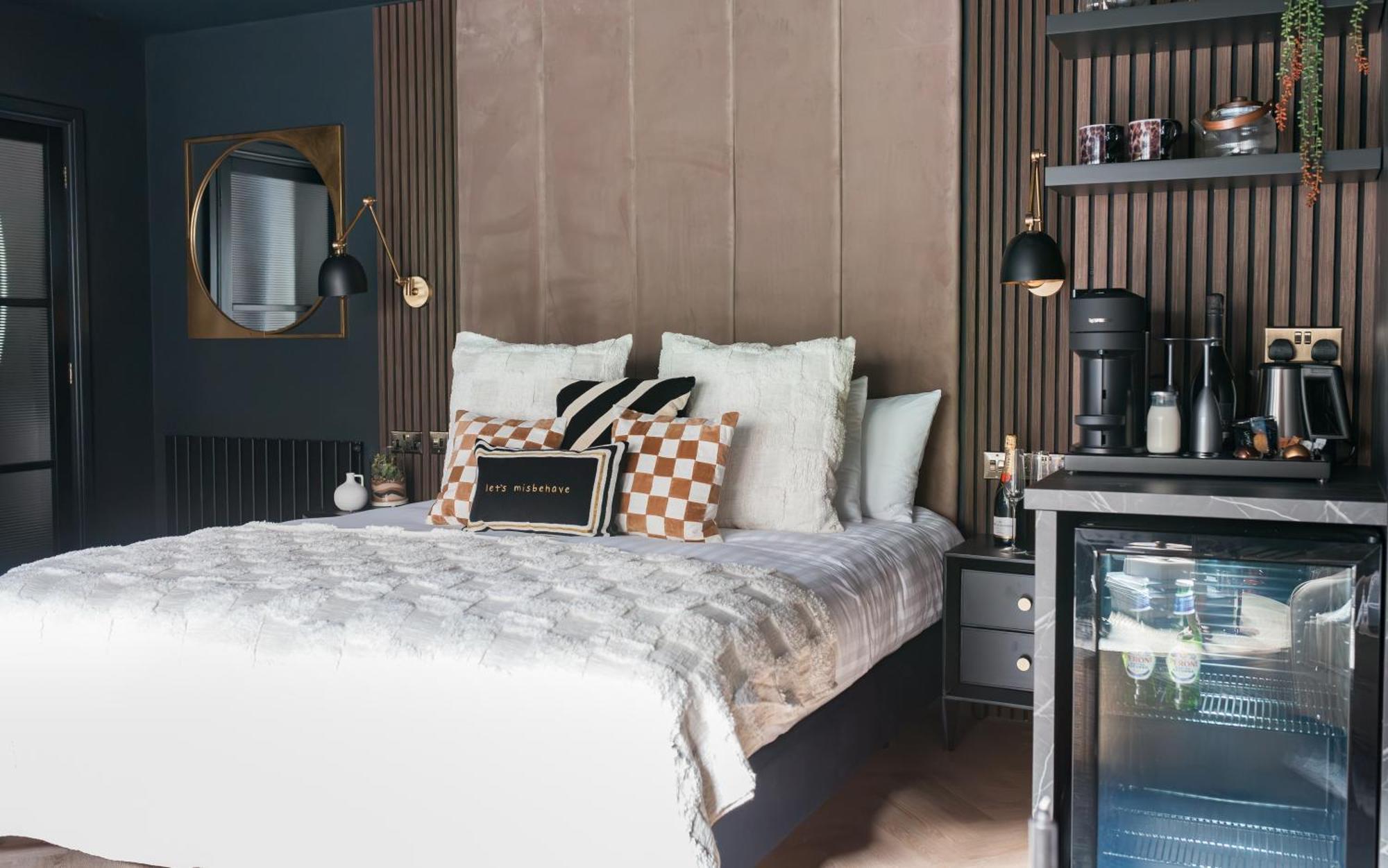 Secret Suites Lancaster Buitenkant foto